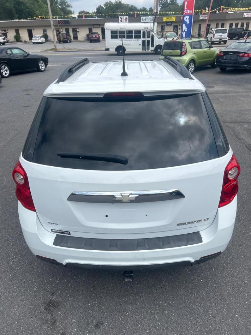 2010 WHITE CHEVROLET EQUINOX LT (2CNFLEEW2A6) with an 2.4L engine, Automatic transmission, located at 2514 Williamson Rd NE, Roanoke, VA, 24012, (540) 265-7770, 37.294636, -79.936249 - NO CREDIT CHECK FINANCING WITH ONLY $1700 DOWN PAYMENT!!!! Check out our website www.needausedvehicle.com for our No Credit Check/ In House Financing options!! No Credit Check Available!!! In House Financing Available!!! All Clean Title Vehicles (no Salvaged or flooded vehicles ever on our lot)! - Photo#7