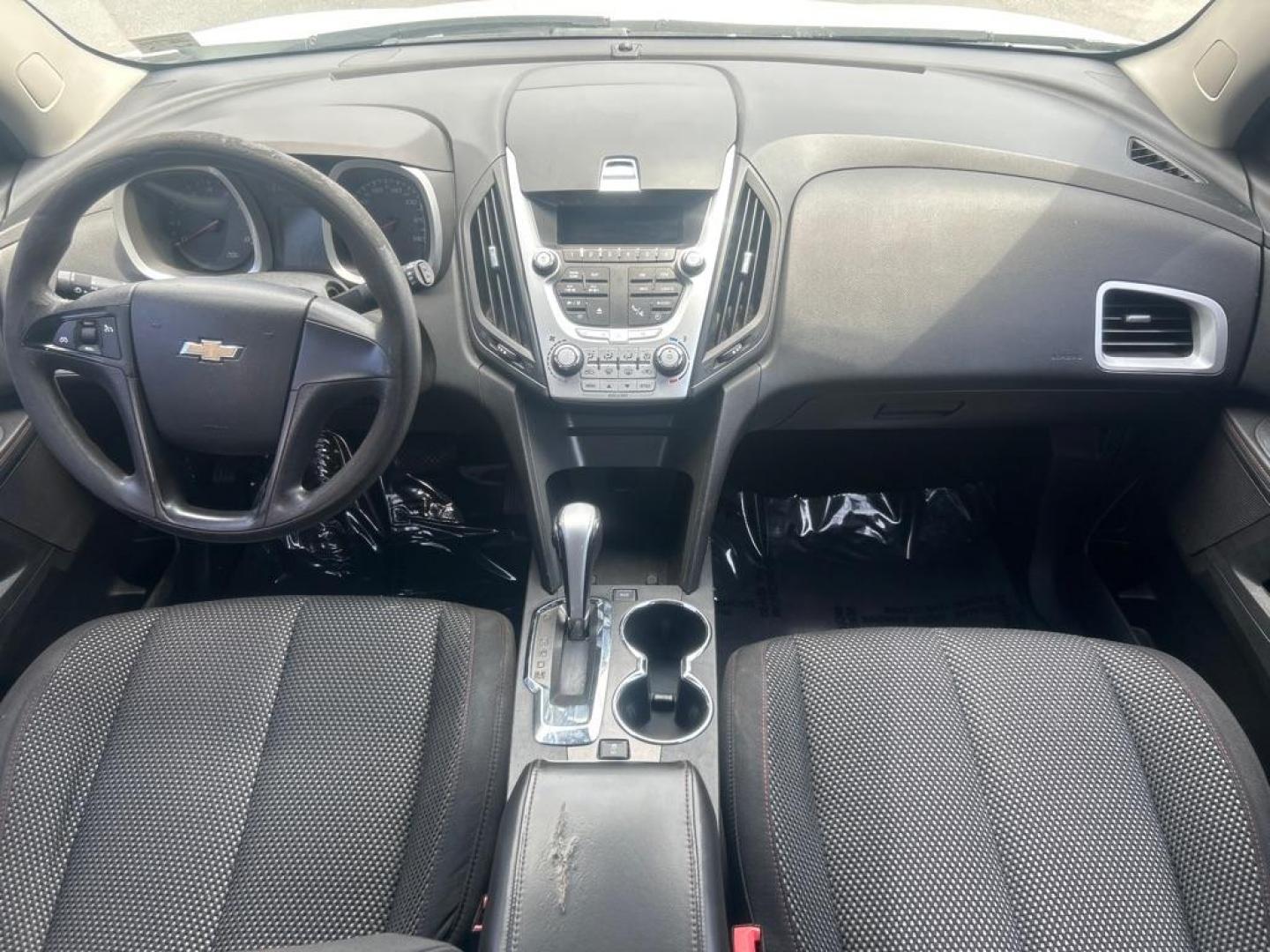 2010 WHITE CHEVROLET EQUINOX LT (2CNFLEEW2A6) with an 2.4L engine, Automatic transmission, located at 2514 Williamson Rd NE, Roanoke, VA, 24012, (540) 265-7770, 37.294636, -79.936249 - NO CREDIT CHECK FINANCING WITH ONLY $1700 DOWN PAYMENT!!!! Check out our website www.needausedvehicle.com for our No Credit Check/ In House Financing options!! No Credit Check Available!!! In House Financing Available!!! All Clean Title Vehicles (no Salvaged or flooded vehicles ever on our lot)! - Photo#14