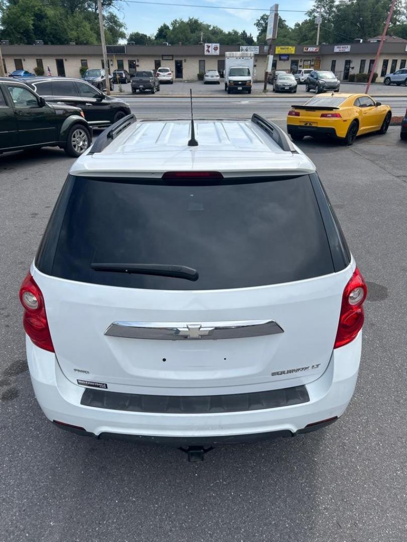 2010 WHITE CHEVROLET EQUINOX LT (2CNFLEEW2A6) with an 2.4L engine, Automatic transmission, located at 2514 Williamson Rd NE, Roanoke, VA, 24012, (540) 265-7770, 37.294636, -79.936249 - NO CREDIT CHECK FINANCING WITH ONLY $1700 DOWN PAYMENT!!!! Check out our website www.needausedvehicle.com for our No Credit Check/ In House Financing options!! No Credit Check Available!!! In House Financing Available!!! All Clean Title Vehicles (no Salvaged or flooded vehicles ever on our lot)! - Photo#3