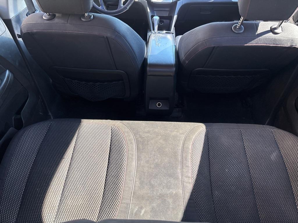 2010 WHITE CHEVROLET EQUINOX LT (2CNFLEEW2A6) with an 2.4L engine, Automatic transmission, located at 2514 Williamson Rd NE, Roanoke, VA, 24012, (540) 265-7770, 37.294636, -79.936249 - NO CREDIT CHECK FINANCING WITH ONLY $1700 DOWN PAYMENT!!!! Check out our website www.needausedvehicle.com for our No Credit Check/ In House Financing options!! No Credit Check Available!!! In House Financing Available!!! All Clean Title Vehicles (no Salvaged or flooded vehicles ever on our lot)!- Photo#5
