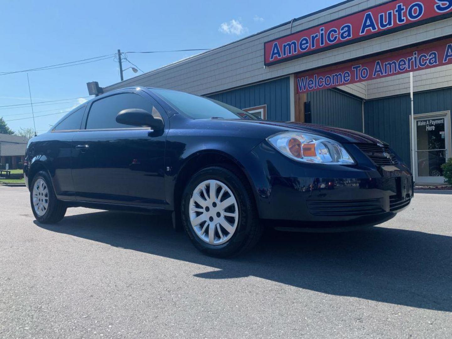 2009 BLUE CHEVROLET COBALT LS (1G1AK18H097) with an 2.2L engine, 4-Speed Manual transmission, located at 2514 Williamson Rd NE, Roanoke, VA, 24012, (540) 265-7770, 37.294636, -79.936249 - Photo#0
