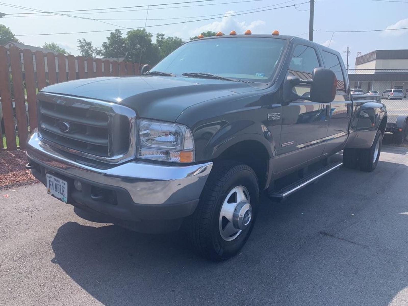 2004 GREEN FORD F350 SUPER DUTY (1FTWW33P94E) with an 6.0L engine, Automatic transmission, located at 2514 Williamson Rd NE, Roanoke, VA, 24012, (540) 265-7770, 37.294636, -79.936249 - No Credit Check Available!!! In House Financing Available!!! All Clean Title Vehicles (no Salvaged or flooded vehicles ever on our lot)!!! Up to 12 month Service Contracts available on all vehicles!!! - Photo #0