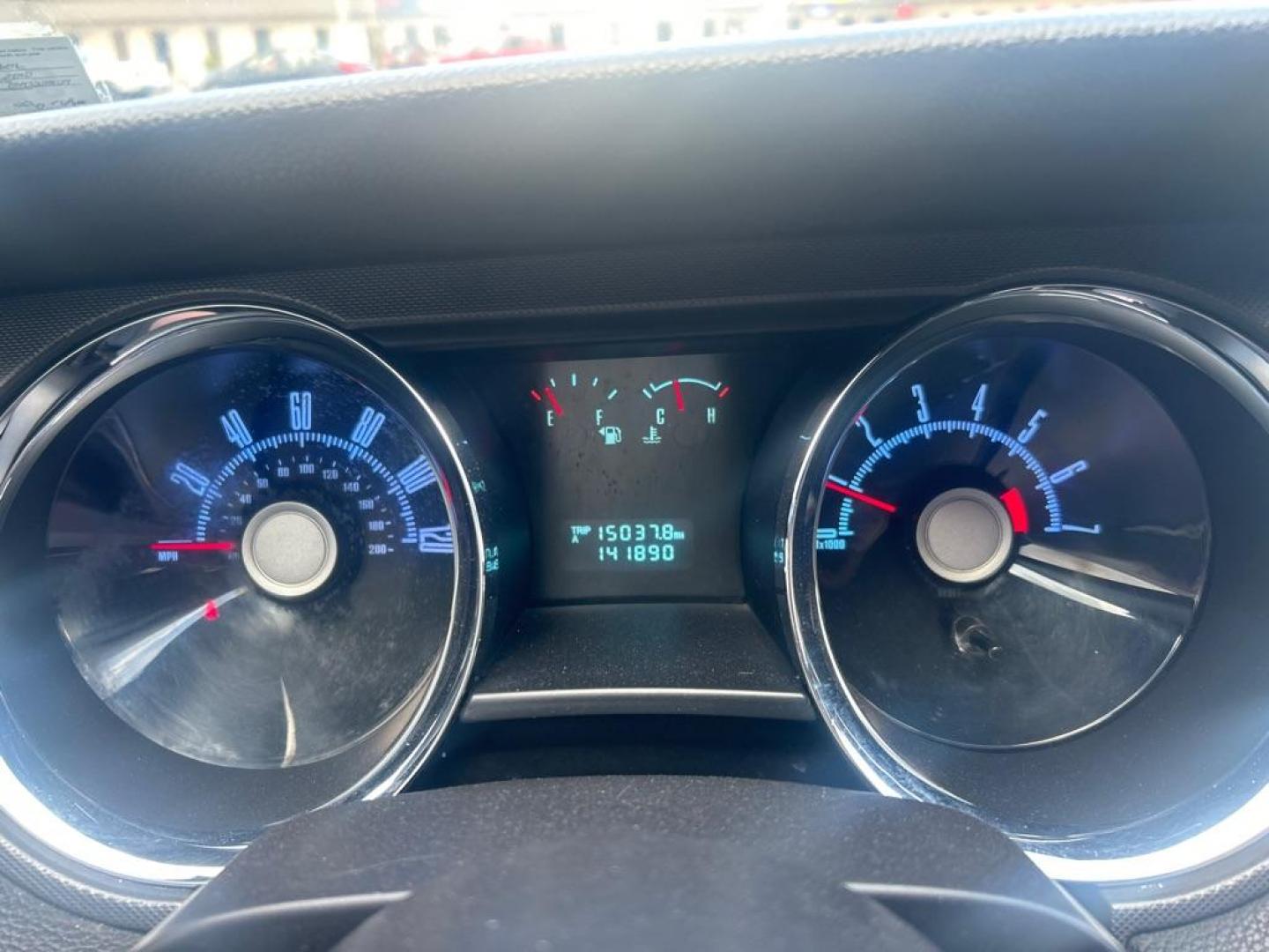 2010 RED FORD MUSTANG Convertible (1ZVBP8EN6A5) with an 4.0L engine, Automatic transmission, located at 2514 Williamson Rd NE, Roanoke, VA, 24012, (540) 265-7770, 37.294636, -79.936249 - NO CREDIT CHECK FINANCING WITH ONLY $3000 DOWN PAYMENT!!!! Check out our website www.needausedvehicle.com for our No Credit Check/ In House Financing options!! No Credit Check Available!!! In House Financing Available!!! All Clean Title Vehicles (no Salvaged or flooded vehicles ever on our lot)! - Photo#4