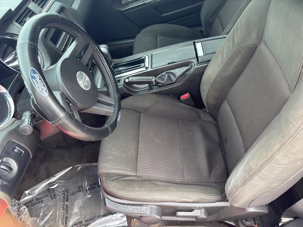 2010 RED FORD MUSTANG (1ZVBP8EN6A5) with an 4.0L engine, Automatic transmission, located at 2514 Williamson Rd NE, Roanoke, VA, 24012, (540) 265-7770, 37.294636, -79.936249 - NO CREDIT CHECK FINANCING WITH ONLY $2500 DOWN PAYMENT!!!! Check out our website www.needausedvehicle.com for our No Credit Check/ In House Financing options!! No Credit Check Available!!! In House Financing Available!!! All Clean Title Vehicles (no Salvaged or flooded vehicles ever on our lot)!- Photo#3
