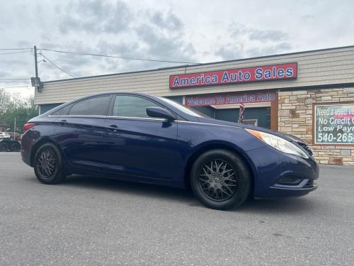 2013 HYUNDAI SONATA 4DR