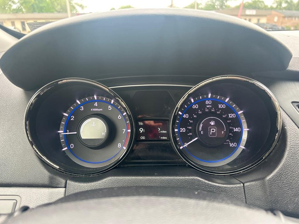 2013 BLUE HYUNDAI SONATA GLS (5NPEB4AC9DH) with an 2.4L engine, Automatic transmission, located at 2514 Williamson Rd NE, Roanoke, VA, 24012, (540) 265-7770, 37.294636, -79.936249 - NO CREDIT CHECK FINANCING WITH ONLY $1900 DOWN PAYMENT!!!! Check out our website www.needausedvehicle.com for our No Credit Check/ In House Financing options!! No Credit Check Available!!! In House Financing Available!!! All Clean Title Vehicles (no Salvaged or flooded vehicles ever on our lot)! - Photo#8