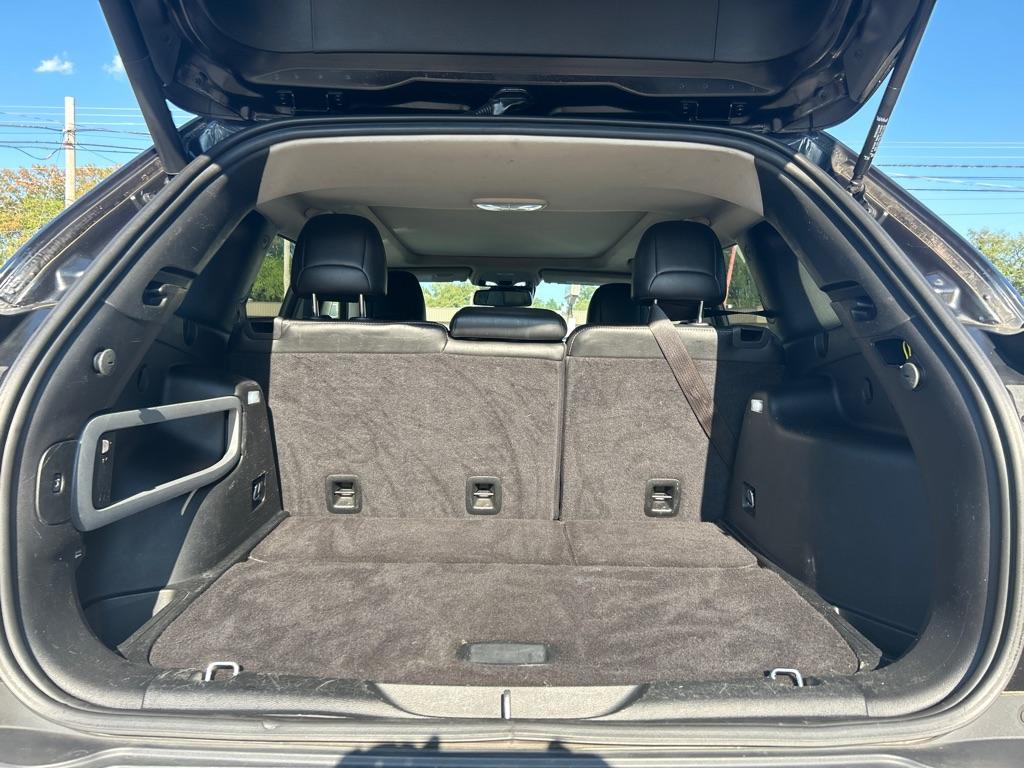 2015 BLACK JEEP CHEROKEE LIMITED (1C4PJMDS9FW) with an 3.2L engine, Automatic transmission, located at 2514 Williamson Rd NE, Roanoke, VA, 24012, (540) 265-7770, 37.294636, -79.936249 - NO CREDIT CHECK FINANCING WITH ONLY $2800 DOWN PAYMENT!!!! Check out our website www.needausedvehicle.com for our No Credit Check/ In House Financing options!! No Credit Check Available!!! In House Financing Available!!! All Clean Title Vehicles (no Salvaged or flooded vehicles ever on our lot)! - Photo#9