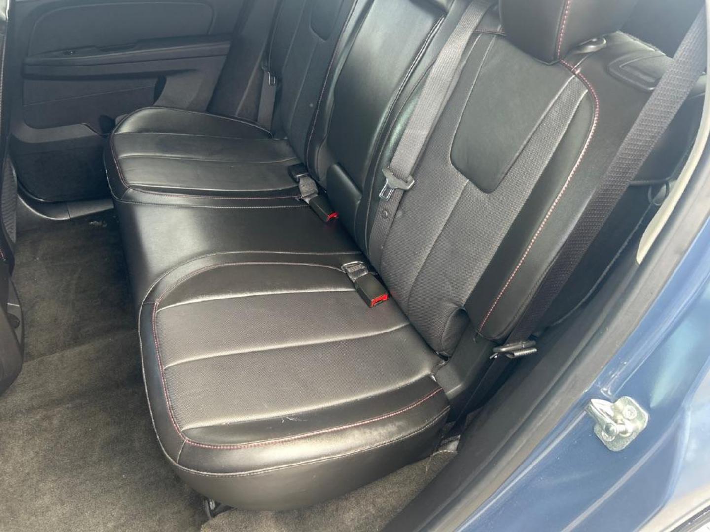 2012 BLUE GMC TERRAIN SLT (2GKFLVE55C6) with an 3.0L engine, Automatic transmission, located at 2514 Williamson Rd NE, Roanoke, VA, 24012, (540) 265-7770, 37.294636, -79.936249- Photo#4