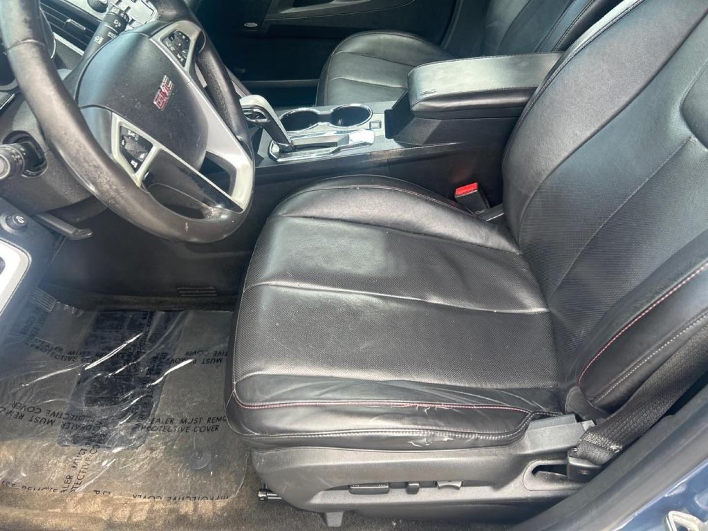 2012 BLUE GMC TERRAIN SLT (2GKFLVE55C6) with an 3.0L engine, Automatic transmission, located at 2514 Williamson Rd NE, Roanoke, VA, 24012, (540) 265-7770, 37.294636, -79.936249- Photo#6
