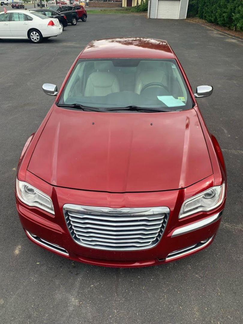 2013 MAROON CHRYSLER 300 (2C3CCAAG9DH) with an 3.6L engine, Automatic transmission, located at 2514 Williamson Rd NE, Roanoke, VA, 24012, (540) 265-7770, 37.294636, -79.936249 - NO CREDIT CHECK FINANCING WITH ONLY $2000 DOWN PAYMENT!!!! Check out our website www.needausedvehicle.com for our No Credit Check/ In House Financing options!! No Credit Check Available!!! In House Financing Available!!! All Clean Title Vehicles (no Salvaged or flooded vehicles ever on our lot)! - Photo#10