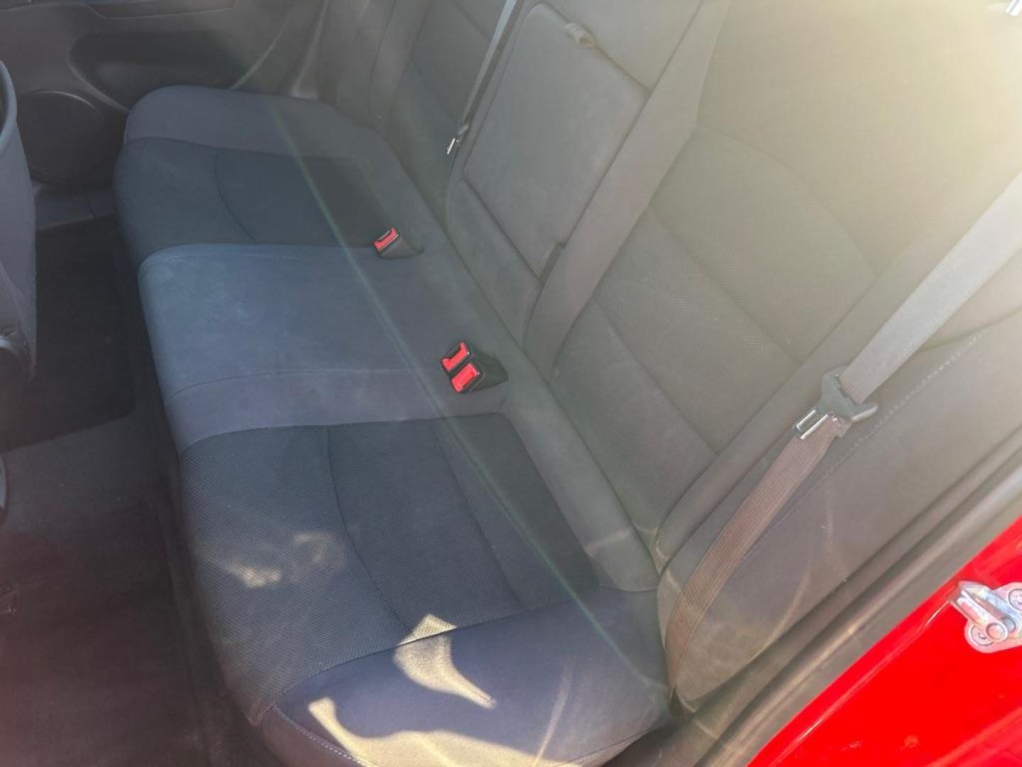 2015 RED CHEVROLET CRUZE LT (1G1PC5SB8F7) with an 1.4L engine, Automatic transmission, located at 2514 Williamson Rd NE, Roanoke, VA, 24012, (540) 265-7770, 37.294636, -79.936249 - NO CREDIT CHECK FINANCING WITH ONLY $2500 DOWN PAYMENT!!!! Check out our website www.needausedvehicle.com for our No Credit Check/ In House Financing options!! No Credit Check Available!!! In House Financing Available!!! All Clean Title Vehicles (no Salvaged or flooded vehicles ever on our lot)! - Photo#4