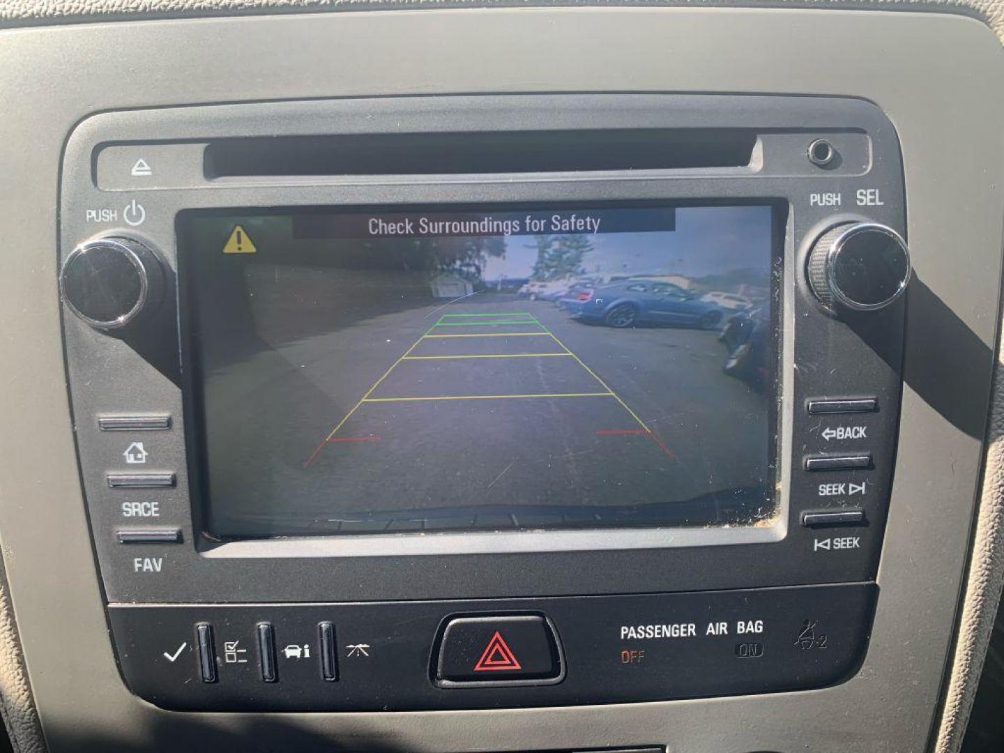 2014 GRAY CHEVROLET TRAVERSE LS (1GNKRFKD9EJ) with an 3.6L engine, Automatic transmission, located at 2514 Williamson Rd NE, Roanoke, VA, 24012, (540) 265-7770, 37.294636, -79.936249 - Photo#0