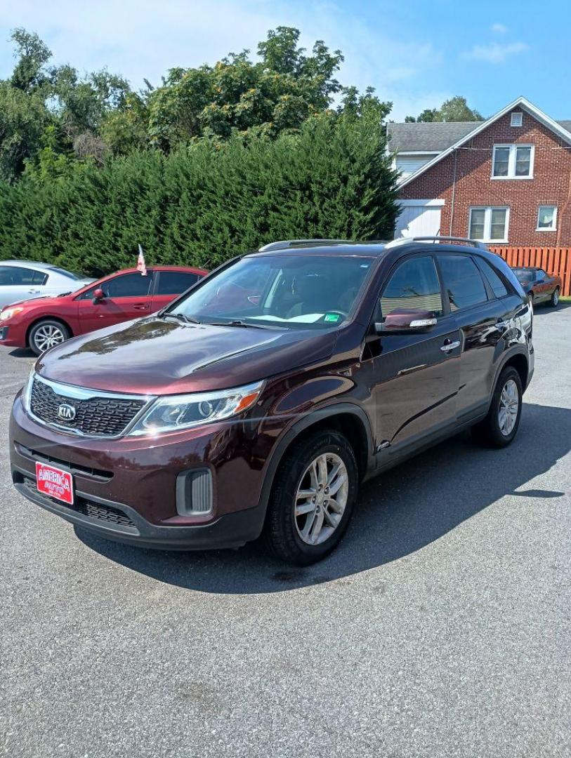 2015 MAROON KIA SORENTO LX (5XYKTDA7XFG) with an 3.3L engine, Automatic transmission, located at 2514 Williamson Rd NE, Roanoke, VA, 24012, (540) 265-7770, 37.294636, -79.936249 - NO CREDIT CHECK FINANCING WITH ONLY $2500 DOWN PAYMENT!!!! Check out our website www.needausedvehicle.com for our No Credit Check/ In House Financing options!! No Credit Check Available!!! In House Financing Available!!! All Clean Title Vehicles (no Salvaged or flooded vehicles ever on our lot)! - Photo#1