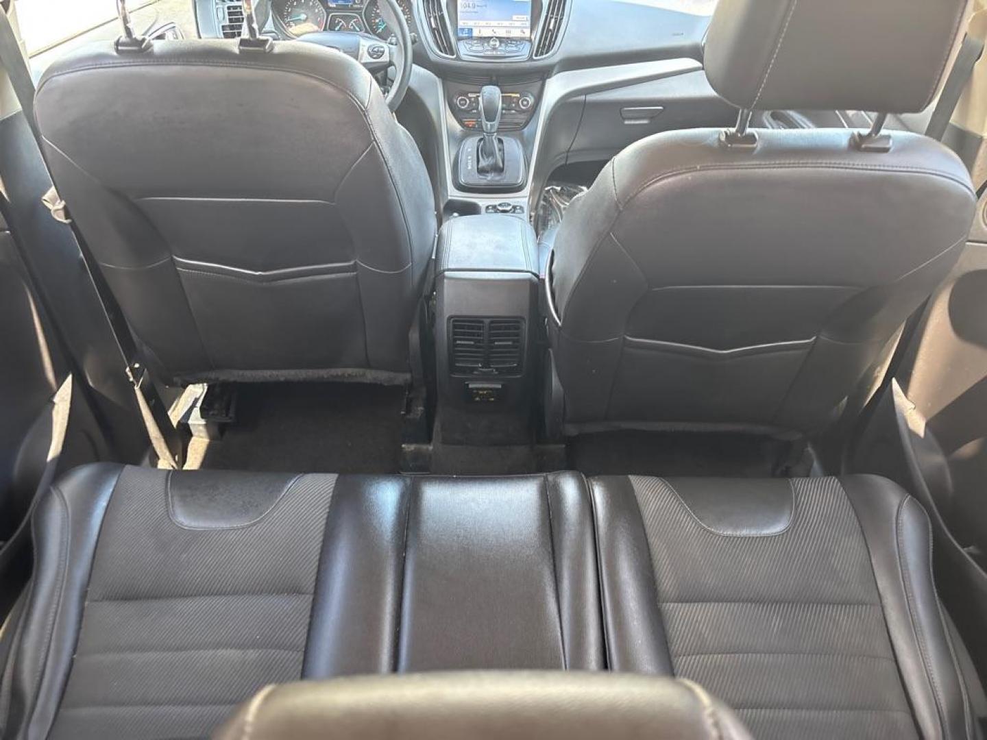 2016 SILVER FORD ESCAPE SE (1FMCU9GX4GU) with an 1.6L engine, Automatic transmission, located at 2514 Williamson Rd NE, Roanoke, VA, 24012, (540) 265-7770, 37.294636, -79.936249 - NO CREDIT CHECK FINANCING WITH ONLY $2300 DOWN PAYMENT!!!! Check out our website www.needausedvehicle.com for our No Credit Check/ In House Financing options!! No Credit Check Available!!! In House Financing Available!!! All Clean Title Vehicles (no Salvaged or flooded vehicles ever on our lot)!- Photo#3