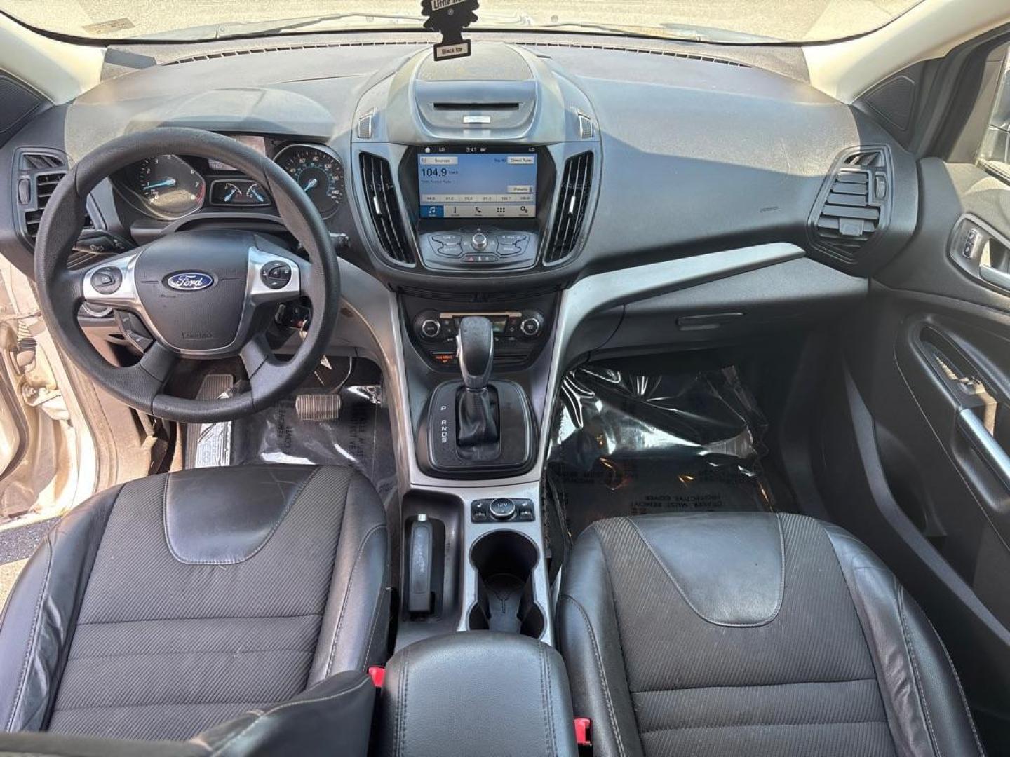 2016 SILVER FORD ESCAPE SE (1FMCU9GX4GU) with an 1.6L engine, Automatic transmission, located at 2514 Williamson Rd NE, Roanoke, VA, 24012, (540) 265-7770, 37.294636, -79.936249 - NO CREDIT CHECK FINANCING WITH ONLY $2300 DOWN PAYMENT!!!! Check out our website www.needausedvehicle.com for our No Credit Check/ In House Financing options!! No Credit Check Available!!! In House Financing Available!!! All Clean Title Vehicles (no Salvaged or flooded vehicles ever on our lot)!- Photo#5