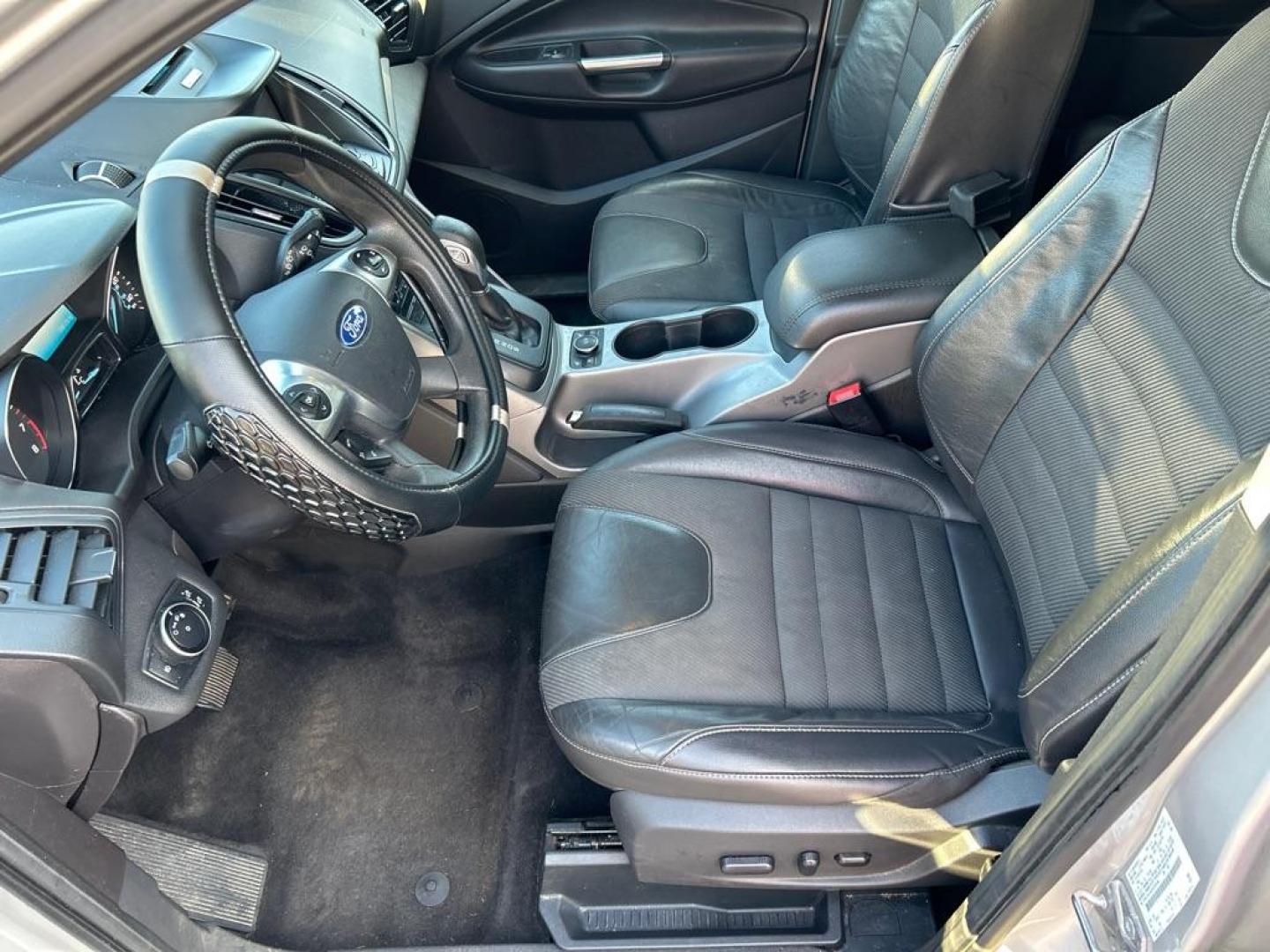 2016 SILVER FORD ESCAPE SE (1FMCU9GX4GU) with an 1.6L engine, Automatic transmission, located at 2514 Williamson Rd NE, Roanoke, VA, 24012, (540) 265-7770, 37.294636, -79.936249 - NO CREDIT CHECK FINANCING WITH ONLY $2700 DOWN PAYMENT!!!! Check out our website www.needausedvehicle.com for our No Credit Check/ In House Financing options!! No Credit Check Available!!! In House Financing Available!!! All Clean Title Vehicles (no Salvaged or flooded vehicles ever on our lot)! - Photo#5