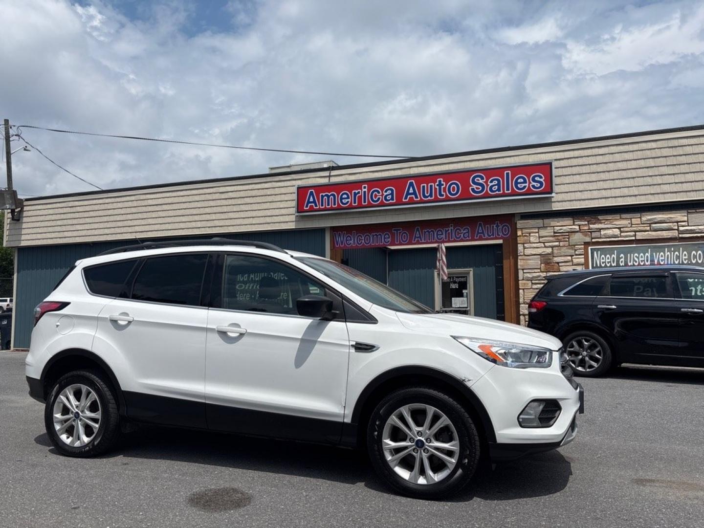 2017 WHITE FORD ESCAPE SE (1FMCU9GD4HU) with an 1.5L engine, Automatic transmission, located at 2514 Williamson Rd NE, Roanoke, VA, 24012, (540) 265-7770, 37.294636, -79.936249 - NO CREDIT CHECK FINANCING WITH ONLY $1900 DOWN PAYMENT!!!! Check out our website www.needausedvehicle.com for our No Credit Check/ In House Financing options!! No Credit Check Available!!! In House Financing Available!!! All Clean Title Vehicles (no Salvaged or flooded vehicles ever on our lot)!- Photo#0