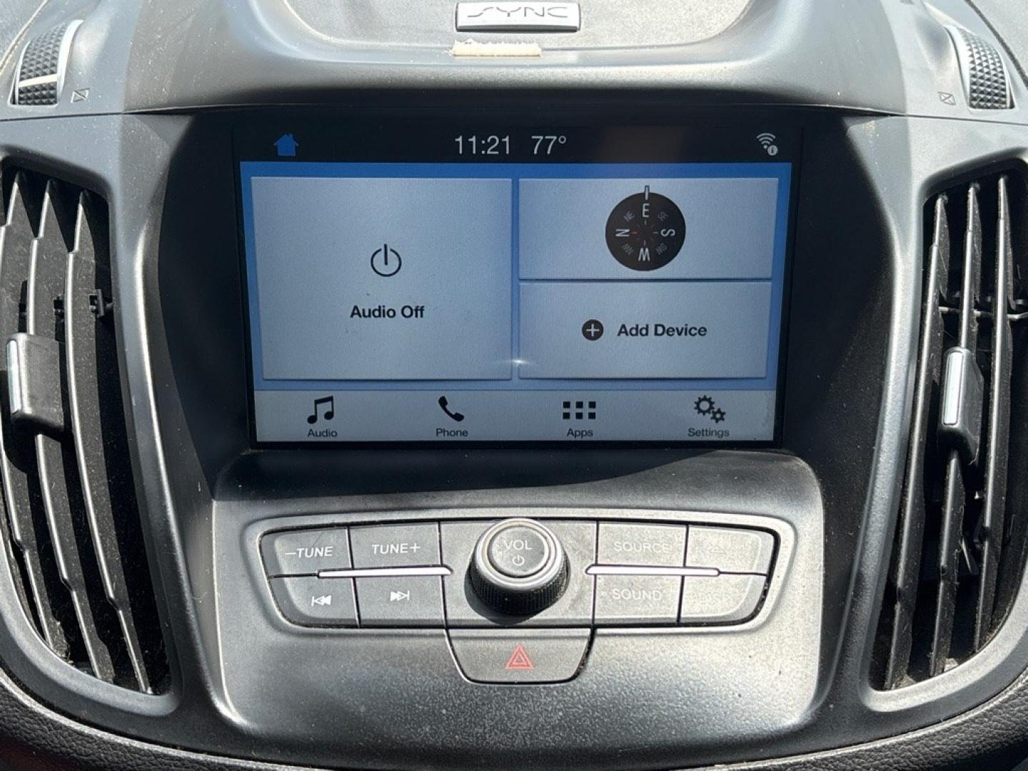 2017 WHITE FORD ESCAPE SE (1FMCU9GD4HU) with an 1.5L engine, Automatic transmission, located at 2514 Williamson Rd NE, Roanoke, VA, 24012, (540) 265-7770, 37.294636, -79.936249 - NO CREDIT CHECK FINANCING WITH ONLY $1900 DOWN PAYMENT!!!! Check out our website www.needausedvehicle.com for our No Credit Check/ In House Financing options!! No Credit Check Available!!! In House Financing Available!!! All Clean Title Vehicles (no Salvaged or flooded vehicles ever on our lot)!- Photo#12