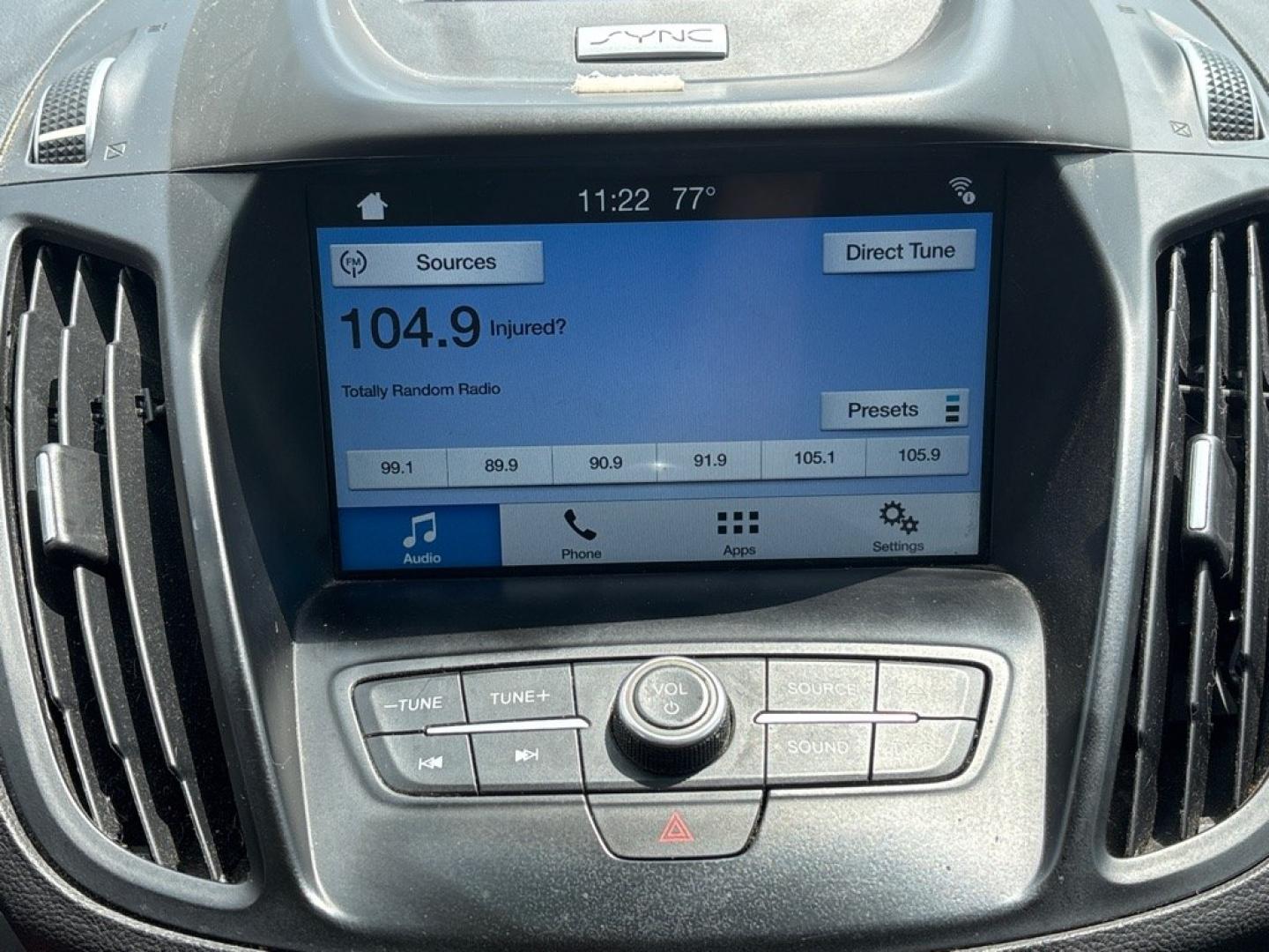 2017 WHITE FORD ESCAPE SE (1FMCU9GD4HU) with an 1.5L engine, Automatic transmission, located at 2514 Williamson Rd NE, Roanoke, VA, 24012, (540) 265-7770, 37.294636, -79.936249 - NO CREDIT CHECK FINANCING WITH ONLY $1900 DOWN PAYMENT!!!! Check out our website www.needausedvehicle.com for our No Credit Check/ In House Financing options!! No Credit Check Available!!! In House Financing Available!!! All Clean Title Vehicles (no Salvaged or flooded vehicles ever on our lot)!- Photo#14