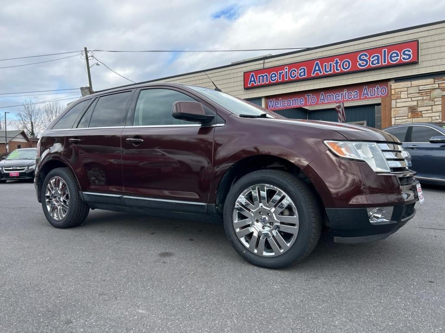 2010 MAROON FORD EDGE LIMITED (2FMDK3KC3AB) with an 3.5L engine, Automatic transmission, located at 2514 Williamson Rd NE, Roanoke, VA, 24012, (540) 265-7770, 37.294636, -79.936249 - NO CREDIT CHECK FINANCING WITH ONLY $1800 DOWN PAYMENT!!!! Check out our website www.needausedvehicle.com for our No Credit Check/ In House Financing options!! No Credit Check Available!!! In House Financing Available!!! All Clean Title Vehicles (no Salvaged or flooded vehicles ever on our lot)! - Photo#0