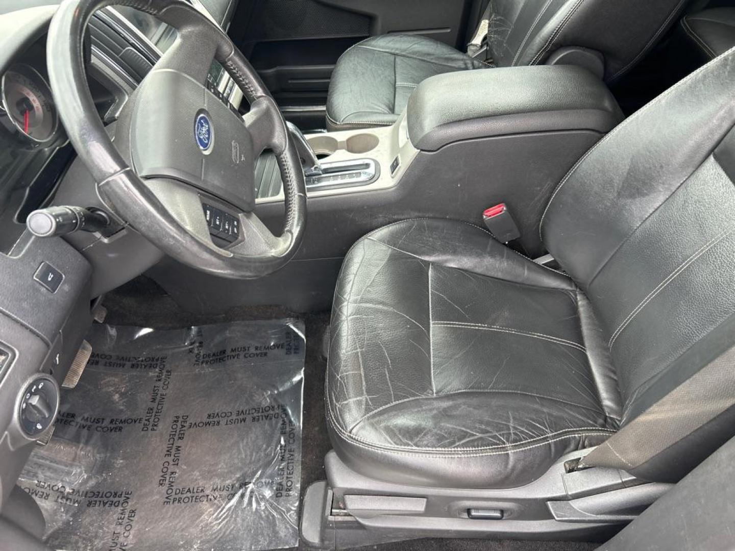 2010 MAROON FORD EDGE LIMITED (2FMDK3KC3AB) with an 3.5L engine, Automatic transmission, located at 2514 Williamson Rd NE, Roanoke, VA, 24012, (540) 265-7770, 37.294636, -79.936249 - NO CREDIT CHECK FINANCING WITH ONLY $1800 DOWN PAYMENT!!!! Check out our website www.needausedvehicle.com for our No Credit Check/ In House Financing options!! No Credit Check Available!!! In House Financing Available!!! All Clean Title Vehicles (no Salvaged or flooded vehicles ever on our lot)! - Photo#16