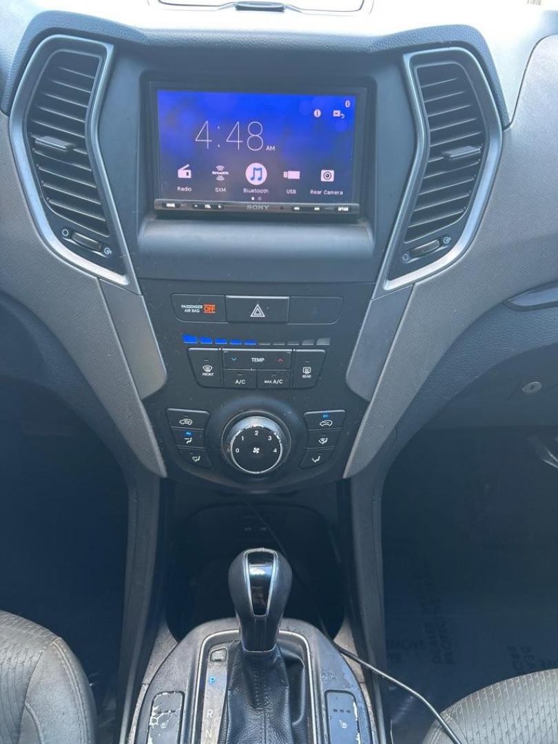 2013 SILVER HYUNDAI SANTA FE SPORT (5XYZUDLB0DG) with an 2.4L engine, Automatic transmission, located at 2514 Williamson Rd NE, Roanoke, VA, 24012, (540) 265-7770, 37.294636, -79.936249 - NO CREDIT CHECK FINANCING WITH ONLY $2300 DOWN PAYMENT!!!! Check out our website www.needausedvehicle.com for our No Credit Check/ In House Financing options!! No Credit Check Available!!! In House Financing Available!!! All Clean Title Vehicles (no Salvaged or flooded vehicles ever on our lot)! - Photo#9