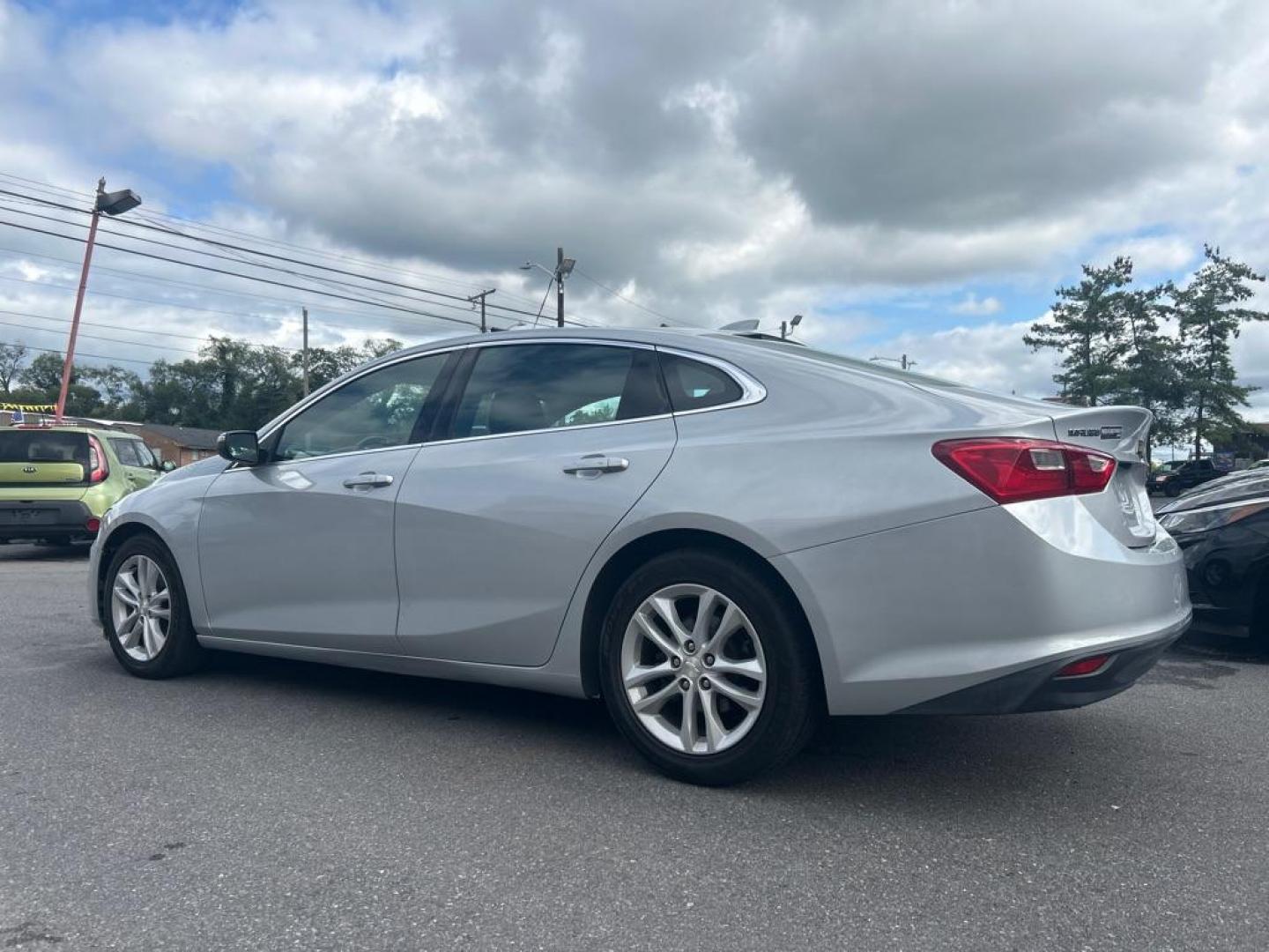 2016 SILVER CHEVROLET MALIBU LT (1G1ZE5ST1GF) with an 1.5L engine, Automatic transmission, located at 2514 Williamson Rd NE, Roanoke, VA, 24012, (540) 265-7770, 37.294636, -79.936249 - NO CREDIT CHECK FINANCING WITH ONLY $3000 DOWN PAYMENT!!!! Check out our website www.needausedvehicle.com for our No Credit Check/ In House Financing options!! No Credit Check Available!!! In House Financing Available!!! All Clean Title Vehicles (no Salvaged or flooded vehicles ever on our lot)! - Photo#1
