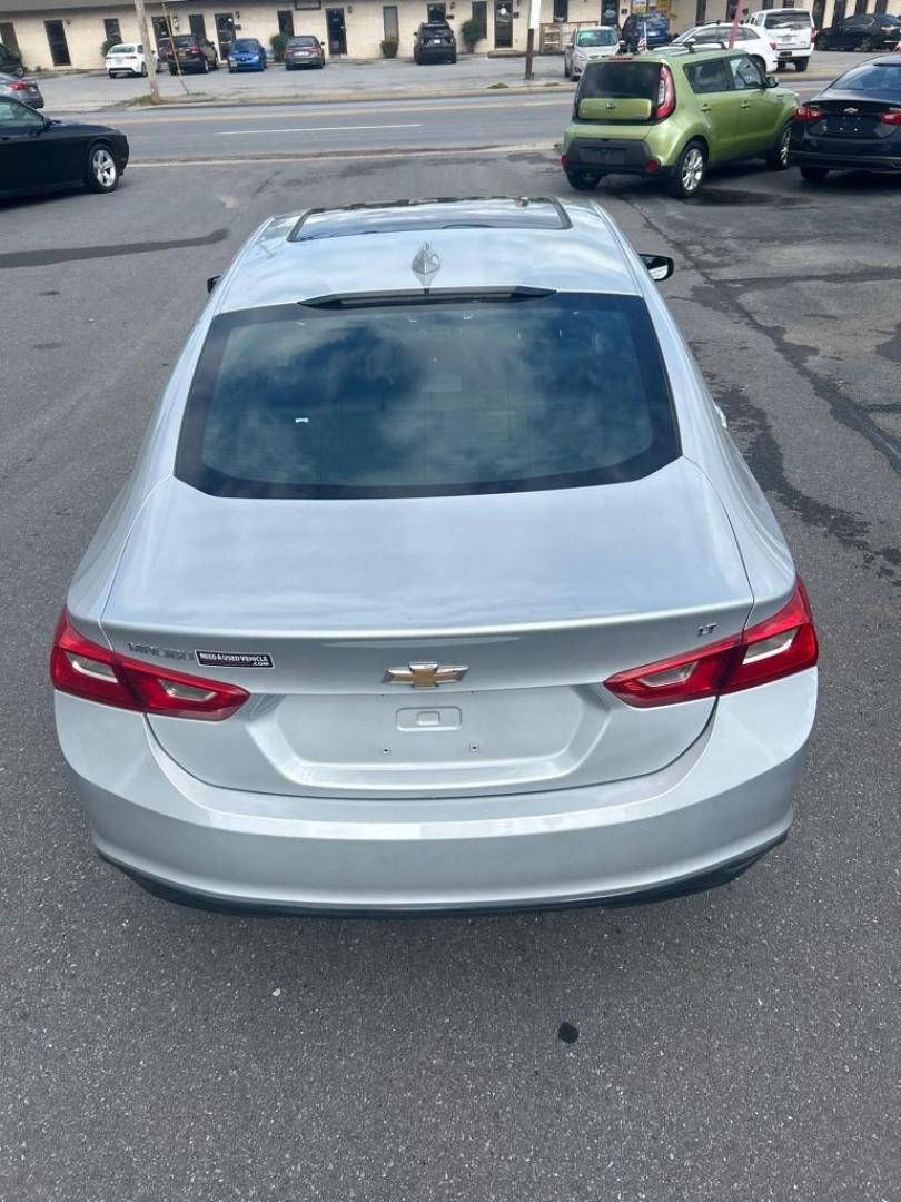2016 SILVER CHEVROLET MALIBU LT (1G1ZE5ST1GF) with an 1.5L engine, Automatic transmission, located at 2514 Williamson Rd NE, Roanoke, VA, 24012, (540) 265-7770, 37.294636, -79.936249 - NO CREDIT CHECK FINANCING WITH ONLY $3000 DOWN PAYMENT!!!! Check out our website www.needausedvehicle.com for our No Credit Check/ In House Financing options!! No Credit Check Available!!! In House Financing Available!!! All Clean Title Vehicles (no Salvaged or flooded vehicles ever on our lot)! - Photo#11
