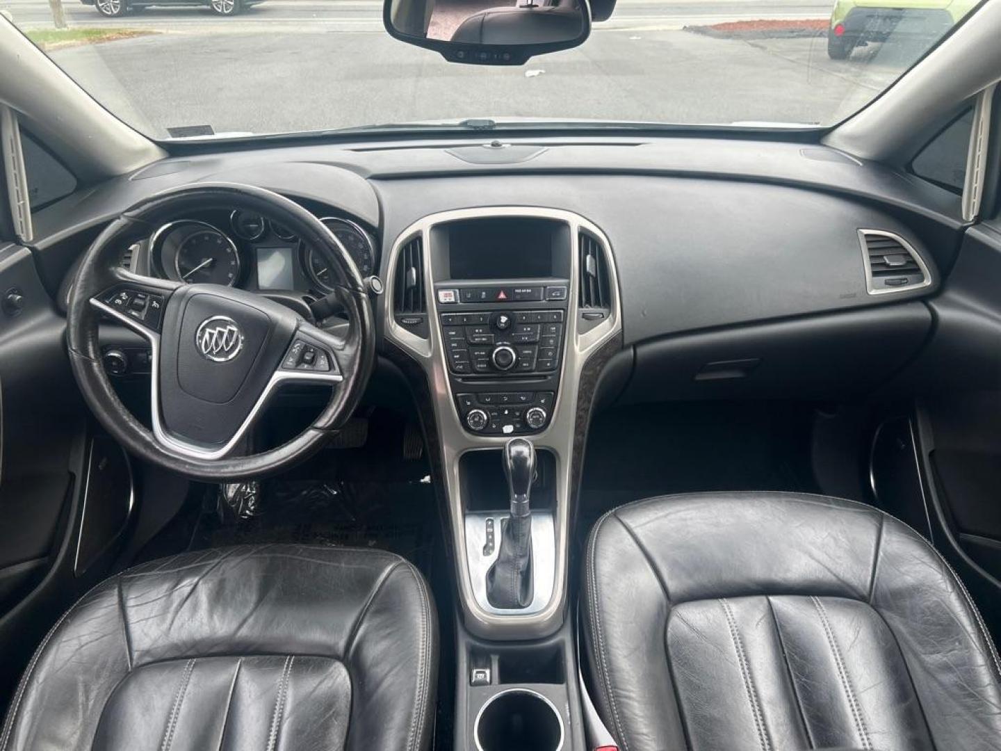 2015 SILVER BUICK VERANO (1G4PS5SKXF4) with an 2.4L engine, Automatic transmission, located at 2514 Williamson Rd NE, Roanoke, VA, 24012, (540) 265-7770, 37.294636, -79.936249 - Photo#7