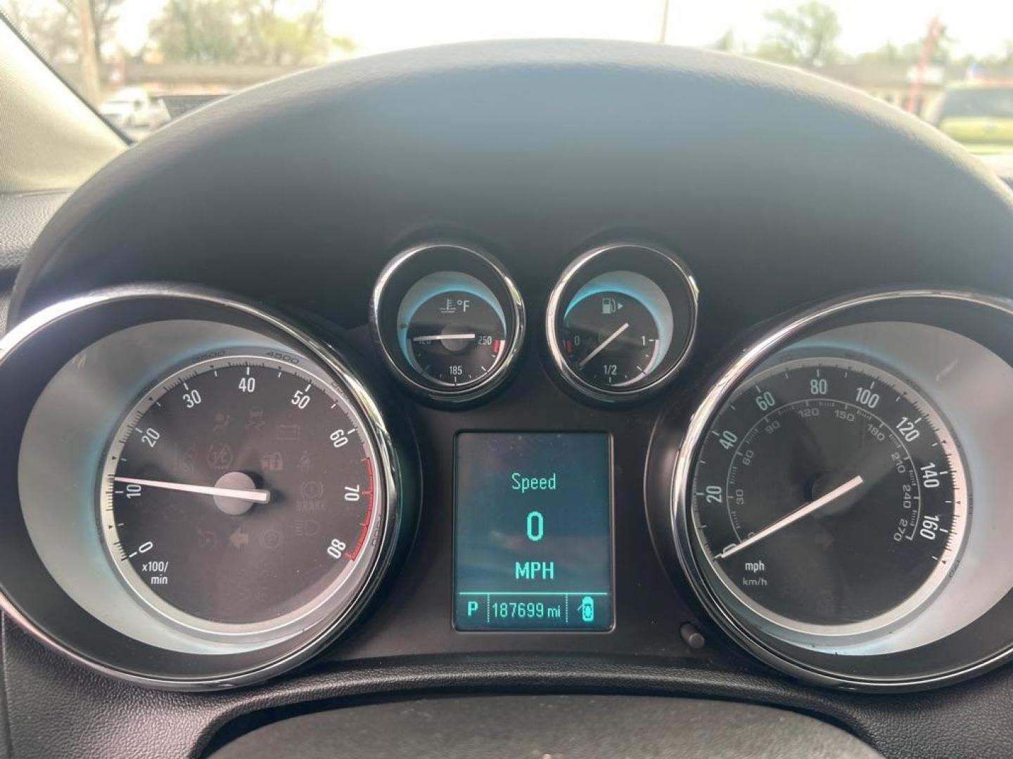 2015 SILVER BUICK VERANO (1G4PS5SKXF4) with an 2.4L engine, Automatic transmission, located at 2514 Williamson Rd NE, Roanoke, VA, 24012, (540) 265-7770, 37.294636, -79.936249 - Photo#10