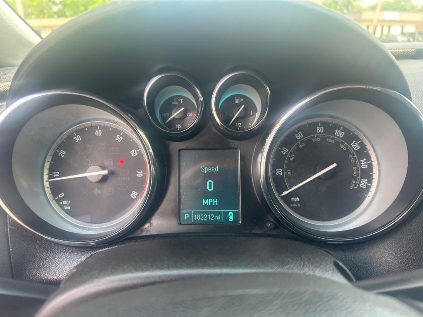 2015 SILVER BUICK VERANO (1G4PS5SKXF4) with an 2.4L engine, Automatic transmission, located at 2514 Williamson Rd NE, Roanoke, VA, 24012, (540) 265-7770, 37.294636, -79.936249 - Photo#5