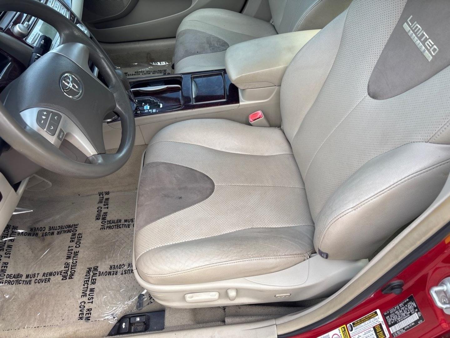 2011 RED TOYOTA CAMRY BASE (4T1BF3EK1BU) with an 2.5L engine, Automatic transmission, located at 2514 Williamson Rd NE, Roanoke, VA, 24012, (540) 265-7770, 37.294636, -79.936249 - NO CREDIT CHECK FINANCING WITH ONLY $1500 DOWN PAYMENT!!!! Check out our website www.needausedvehicle.com for our No Credit Check/ In House Financing options!! No Credit Check Available!!! In House Financing Available!!! All Clean Title Vehicles (no Salvaged or flooded vehicles ever on our lot)!- Photo#3