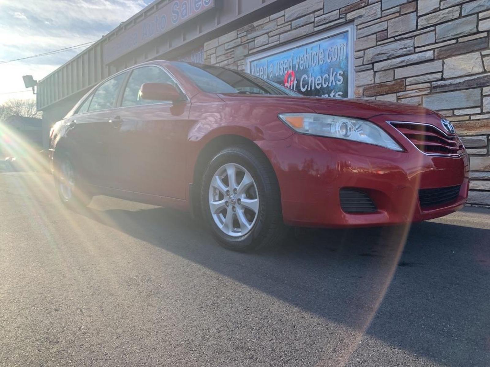 2011 RED TOYOTA CAMRY BASE (4T1BF3EK1BU) with an 2.5L engine, Automatic transmission, located at 2514 Williamson Rd NE, Roanoke, VA, 24012, (540) 265-7770, 37.294636, -79.936249 - Photo #0