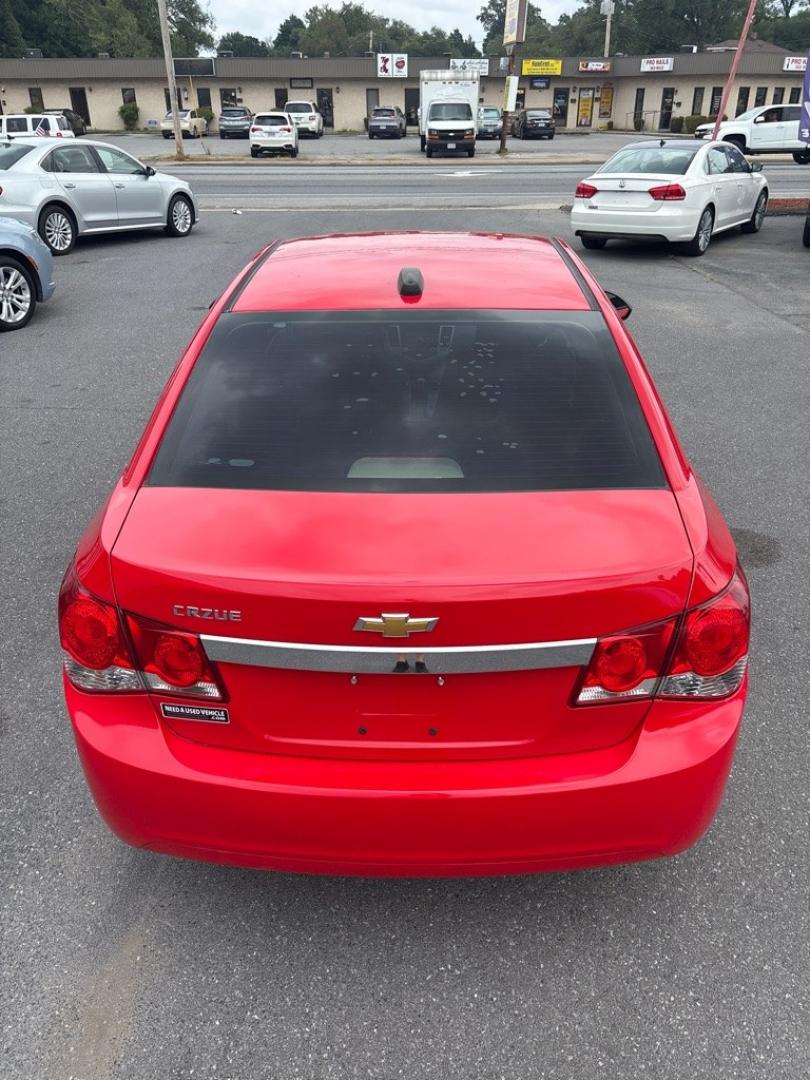 2015 RED CHEVROLET CRUZE LS (1G1PA5SH4F7) with an 1.8L engine, Automatic transmission, located at 2514 Williamson Rd NE, Roanoke, VA, 24012, (540) 265-7770, 37.294636, -79.936249- Photo#9