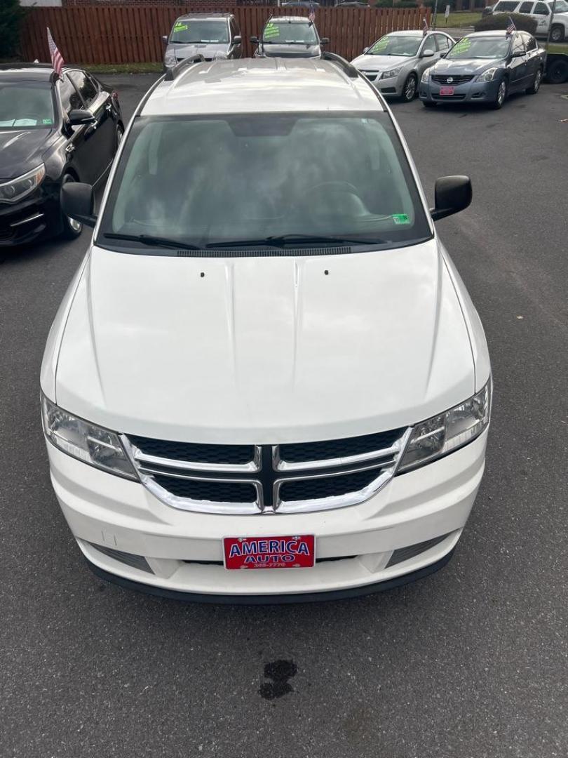 2016 WHITE DODGE JOURNEY SE (3C4PDCAB3GT) with an 2.4L engine, Automatic transmission, located at 2514 Williamson Rd NE, Roanoke, VA, 24012, (540) 265-7770, 37.294636, -79.936249 - NO CREDIT CHECK FINANCING WITH ONLY $1700 DOWN PAYMENT!!!! Check out our website www.needausedvehicle.com for our No Credit Check/ In House Financing options!! No Credit Check Available!!! In House Financing Available!!! All Clean Title Vehicles (no Salvaged or flooded vehicles ever on our lot)! - Photo#10