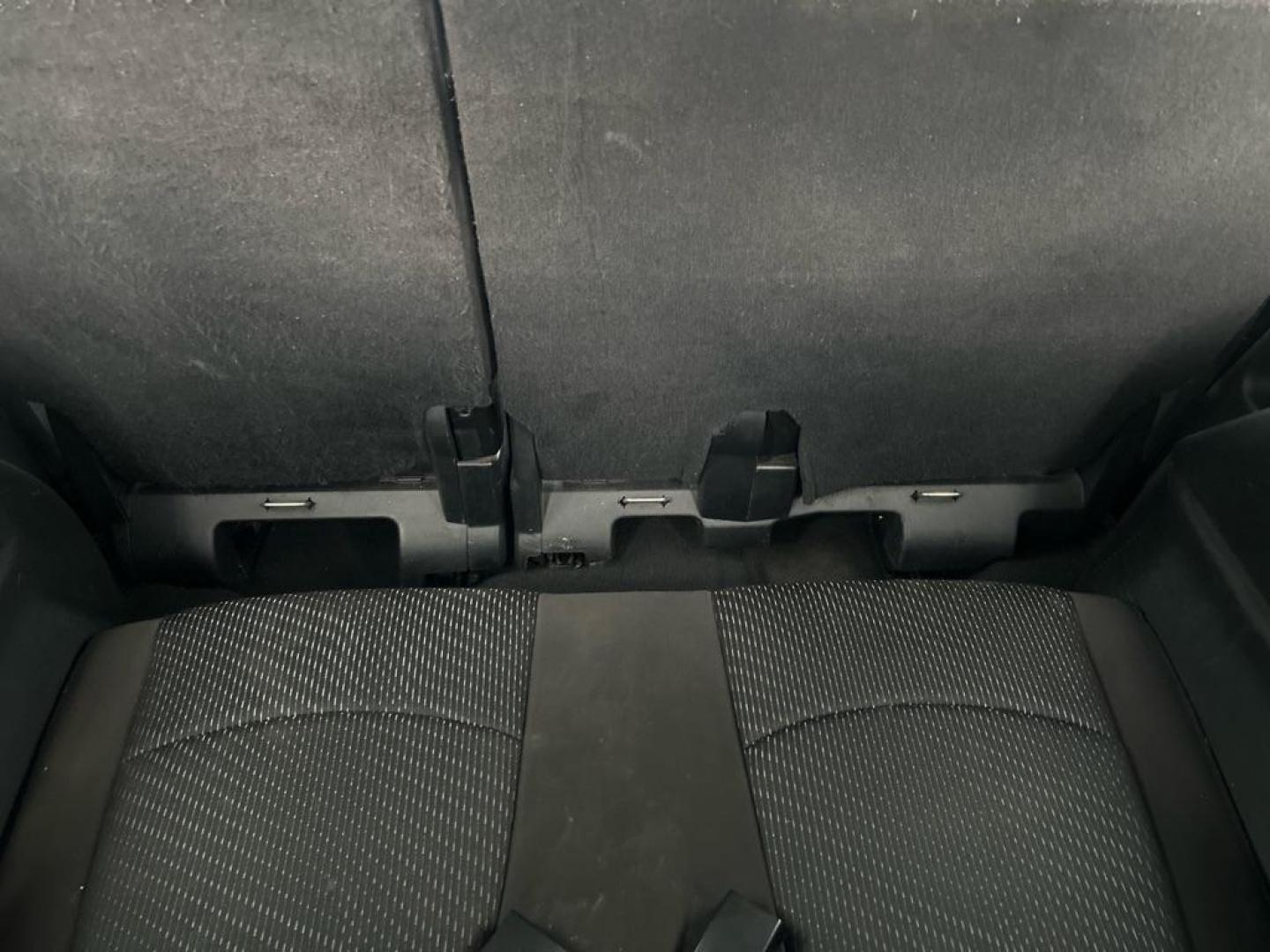 2016 WHITE DODGE JOURNEY SE (3C4PDCAB3GT) with an 2.4L engine, Automatic transmission, located at 2514 Williamson Rd NE, Roanoke, VA, 24012, (540) 265-7770, 37.294636, -79.936249 - NO CREDIT CHECK FINANCING WITH ONLY $1700 DOWN PAYMENT!!!! Check out our website www.needausedvehicle.com for our No Credit Check/ In House Financing options!! No Credit Check Available!!! In House Financing Available!!! All Clean Title Vehicles (no Salvaged or flooded vehicles ever on our lot)! - Photo#3