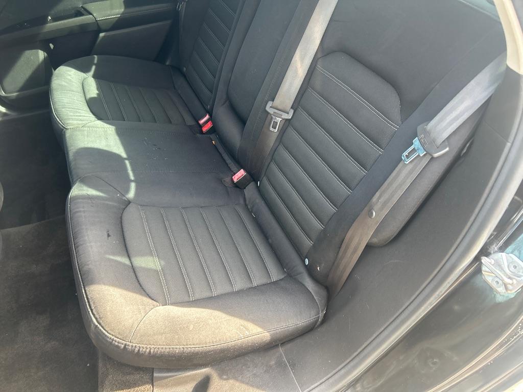 2015 BLACK FORD FUSION SE (3FA6P0H76FR) with an 2.5L engine, Automatic transmission, located at 2514 Williamson Rd NE, Roanoke, VA, 24012, (540) 265-7770, 37.294636, -79.936249 - NO CREDIT CHECK FINANCING WITH ONLY $1700 DOWN PAYMENT!!!! Check out our website www.needausedvehicle.com for our No Credit Check/ In House Financing options!! No Credit Check Available!!! In House Financing Available!!! All Clean Title Vehicles (no Salvaged or flooded vehicles ever on our lot)! - Photo#8