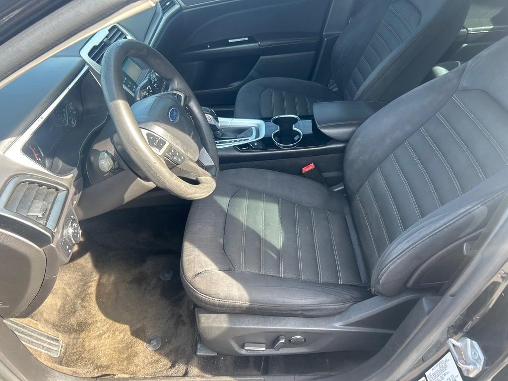 2015 BLACK FORD FUSION SE (3FA6P0H76FR) with an 2.5L engine, Automatic transmission, located at 2514 Williamson Rd NE, Roanoke, VA, 24012, (540) 265-7770, 37.294636, -79.936249 - NO CREDIT CHECK FINANCING WITH ONLY $1700 DOWN PAYMENT!!!! Check out our website www.needausedvehicle.com for our No Credit Check/ In House Financing options!! No Credit Check Available!!! In House Financing Available!!! All Clean Title Vehicles (no Salvaged or flooded vehicles ever on our lot)! - Photo#13