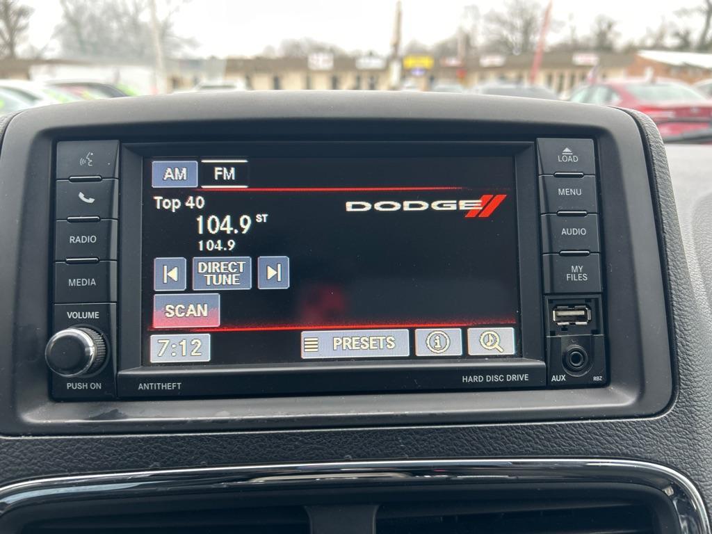 2015 GRAY DODGE GRAND CARAVAN SE (2C4RDGBG5FR) with an 3.6L engine, Automatic transmission, located at 2514 Williamson Rd NE, Roanoke, VA, 24012, (540) 265-7770, 37.294636, -79.936249 - NO CREDIT CHECK FINANCING WITH ONLY $2300 DOWN PAYMENT!!!! Check out our website www.needausedvehicle.com for our No Credit Check/ In House Financing options!! No Credit Check Available!!! In House Financing Available!!! All Clean Title Vehicles (no Salvaged or flooded vehicles ever on our lot)! - Photo#10