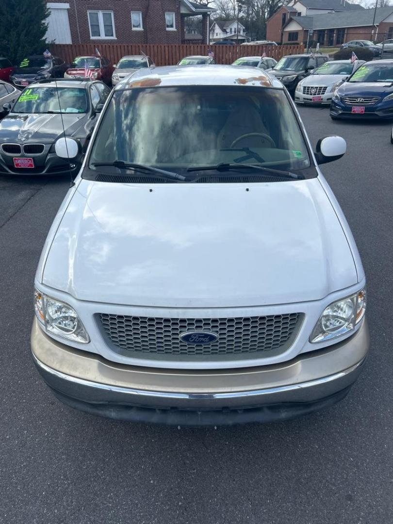 1999 WHITE FORD F150 Lariat (1FTRX17L6XK) with an 5.4L engine, Automatic transmission, located at 2514 Williamson Rd NE, Roanoke, VA, 24012, (540) 265-7770, 37.294636, -79.936249 - NO CREDIT CHECK FINANCING WITH ONLY $1300 DOWN PAYMENT!!!! Check out our website www.needausedvehicle.com for our No Credit Check/ In House Financing options!! No Credit Check Available!!! In House Financing Available!!! All Clean Title Vehicles (no Salvaged or flooded vehicles ever on our lot)! - Photo#1