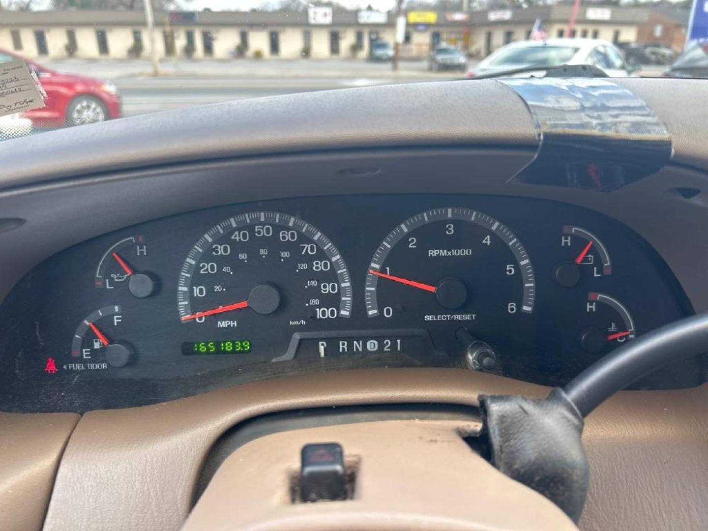 1999 WHITE FORD F150 Lariat (1FTRX17L6XK) with an 5.4L engine, Automatic transmission, located at 2514 Williamson Rd NE, Roanoke, VA, 24012, (540) 265-7770, 37.294636, -79.936249 - NO CREDIT CHECK FINANCING WITH ONLY $1300 DOWN PAYMENT!!!! Check out our website www.needausedvehicle.com for our No Credit Check/ In House Financing options!! No Credit Check Available!!! In House Financing Available!!! All Clean Title Vehicles (no Salvaged or flooded vehicles ever on our lot)! - Photo#8