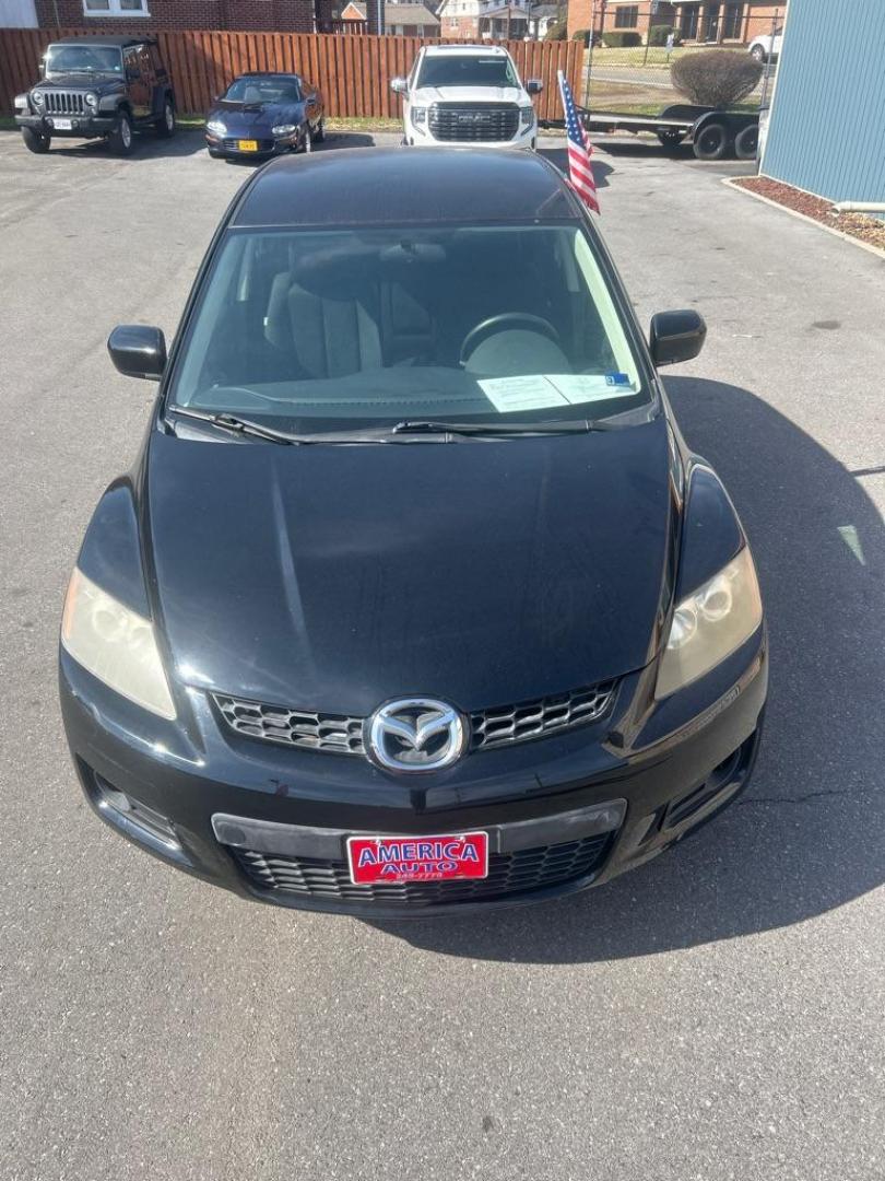 2010 BLACK MAZDA CX-7 (JM3ER2WM1A0) with an 2.5L engine, Automatic transmission, located at 2514 Williamson Rd NE, Roanoke, VA, 24012, (540) 265-7770, 37.294636, -79.936249 - NO CREDIT CHECK FINANCING WITH ONLY $1800.00 DOWN PAYMENT!!!! Check out our website www.needausedvehicle.com for our No Credit Check/ In House Financing options!! No Credit Check Available!!! In House Financing Available!!! All Clean Title Vehicles (no Salvaged or flooded vehicles ever on our lo - Photo#1