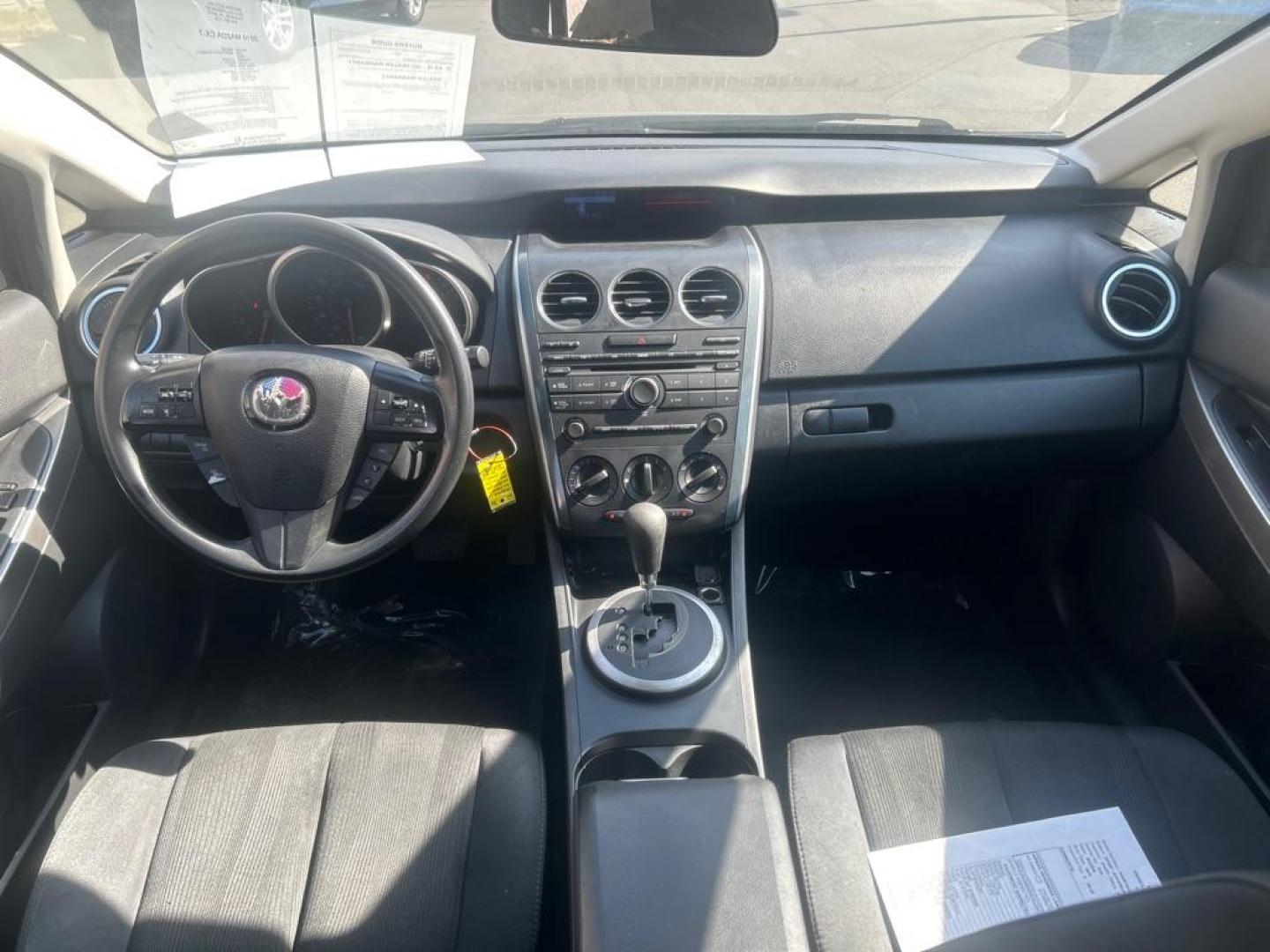 2010 BLACK MAZDA CX-7 (JM3ER2WM1A0) with an 2.5L engine, Automatic transmission, located at 2514 Williamson Rd NE, Roanoke, VA, 24012, (540) 265-7770, 37.294636, -79.936249 - NO CREDIT CHECK FINANCING WITH ONLY $1800.00 DOWN PAYMENT!!!! Check out our website www.needausedvehicle.com for our No Credit Check/ In House Financing options!! No Credit Check Available!!! In House Financing Available!!! All Clean Title Vehicles (no Salvaged or flooded vehicles ever on our lo - Photo#7