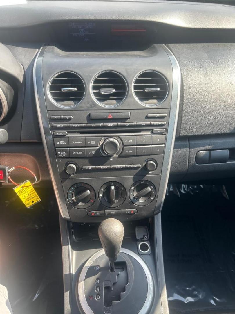 2010 BLACK MAZDA CX-7 (JM3ER2WM1A0) with an 2.5L engine, Automatic transmission, located at 2514 Williamson Rd NE, Roanoke, VA, 24012, (540) 265-7770, 37.294636, -79.936249 - NO CREDIT CHECK FINANCING WITH ONLY $1800.00 DOWN PAYMENT!!!! Check out our website www.needausedvehicle.com for our No Credit Check/ In House Financing options!! No Credit Check Available!!! In House Financing Available!!! All Clean Title Vehicles (no Salvaged or flooded vehicles ever on our lo - Photo#9