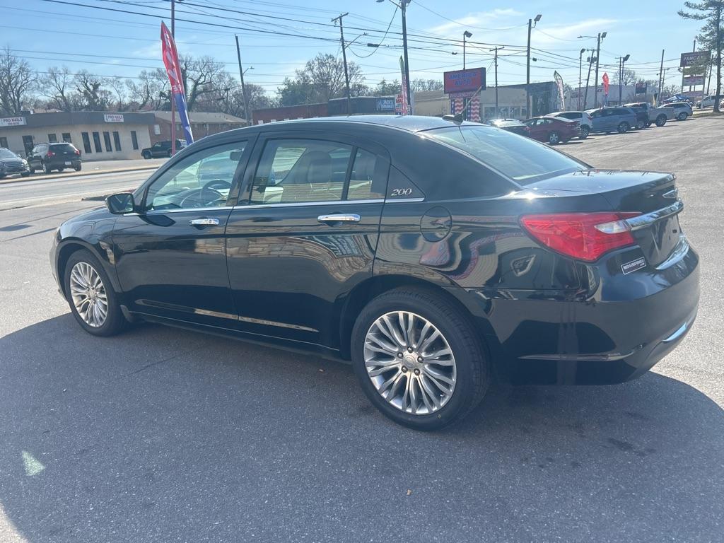 2012 BLACK CHRYSLER 200 LIMITED (1C3CCBCG6CN) with an 3.6L engine, Automatic transmission, located at 2514 Williamson Rd NE, Roanoke, VA, 24012, (540) 265-7770, 37.294636, -79.936249 - NO CREDIT CHECK FINANCING WITH ONLY $1800 DOWN PAYMENT!!!! Check out our website www.needausedvehicle.com for our No Credit Check/ In House Financing options!! No Credit Check Available!!! In House Financing Available!!! All Clean Title Vehicles (no Salvaged or flooded vehicles ever on our lot)! - Photo#1