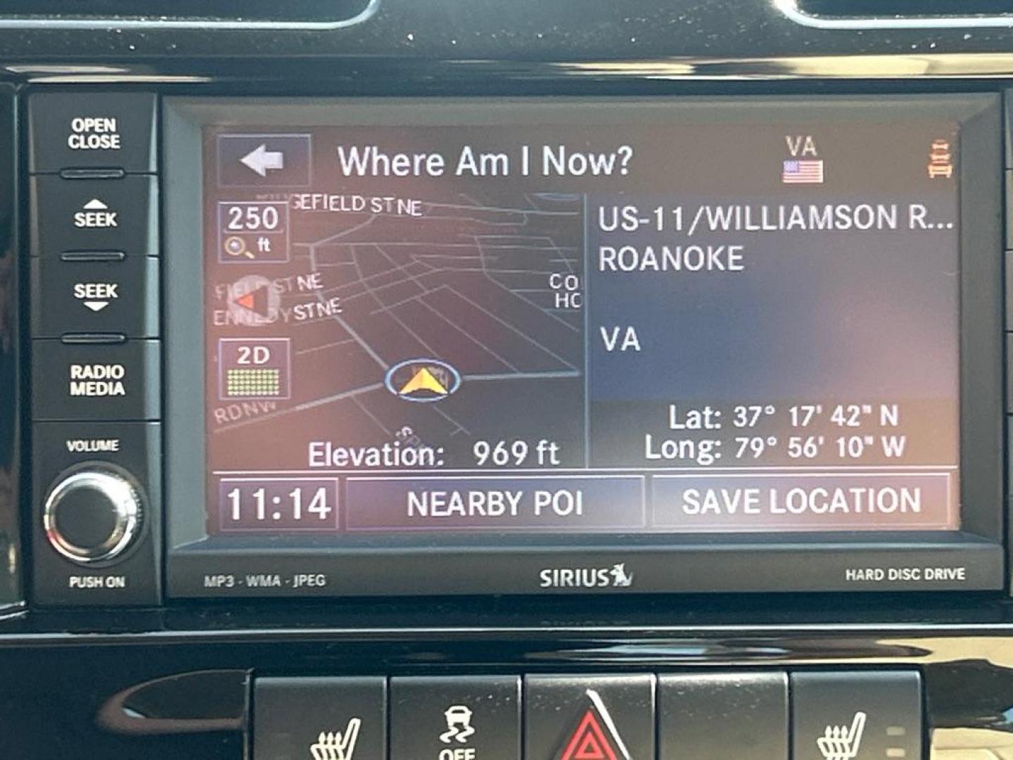 2012 BLACK CHRYSLER 200 LIMITED (1C3CCBCG6CN) with an 3.6L engine, Automatic transmission, located at 2514 Williamson Rd NE, Roanoke, VA, 24012, (540) 265-7770, 37.294636, -79.936249 - Photo#10