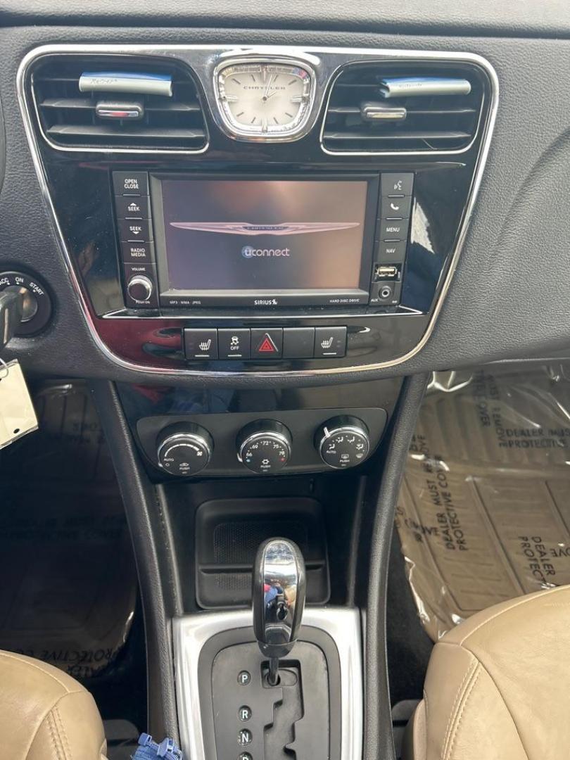 2012 BLACK CHRYSLER 200 LIMITED (1C3CCBCG6CN) with an 3.6L engine, Automatic transmission, located at 2514 Williamson Rd NE, Roanoke, VA, 24012, (540) 265-7770, 37.294636, -79.936249 - Photo#7