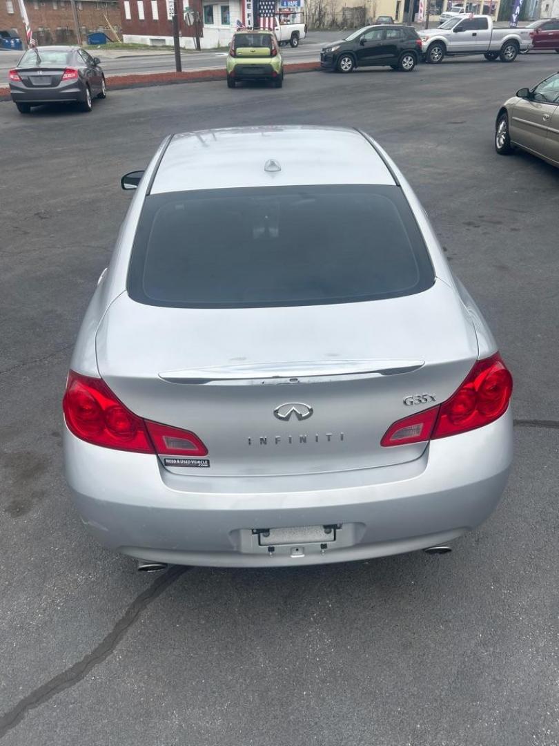 2008 SILVER INFINITI G35 (JNKBV61F48M) with an 3.5L engine, Automatic transmission, located at 2514 Williamson Rd NE, Roanoke, VA, 24012, (540) 265-7770, 37.294636, -79.936249 - NO CREDIT CHECK FINANCING WITH ONLY $2000 DOWN PAYMENT!!!! Check out our website www.needausedvehicle.com for our No Credit Check/ In House Financing options!! No Credit Check Available!!! In House Financing Available!!! All Clean Title Vehicles (no Salvaged or flooded vehicles ever on our lot)! - Photo#3
