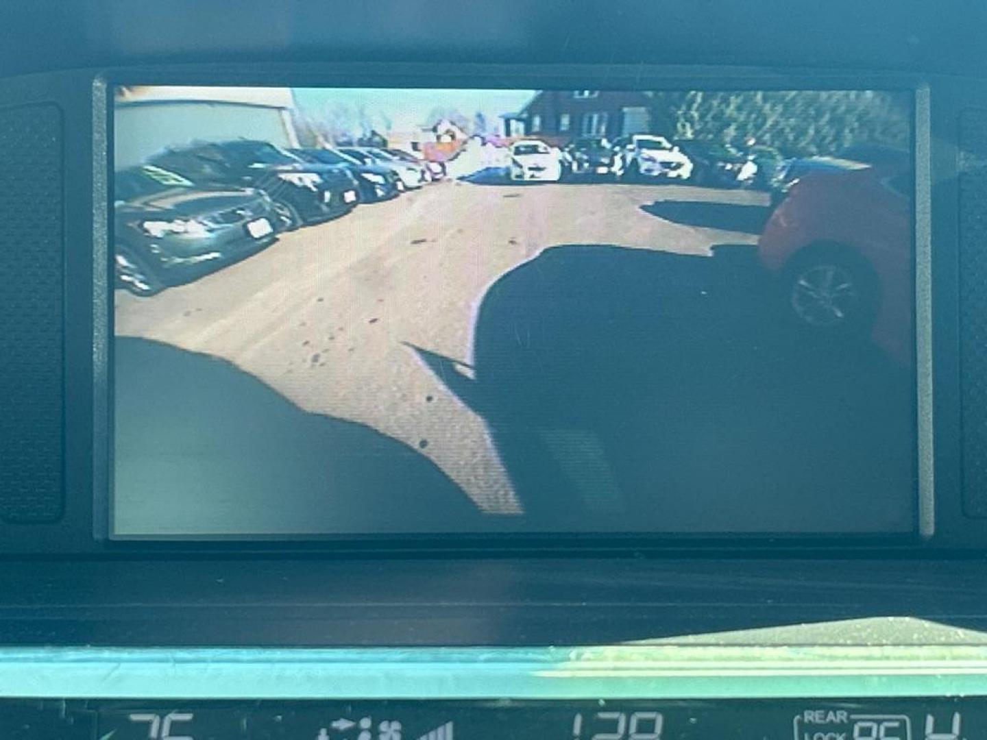 2011 BLACK HONDA PILOT TOURING (5FNYF4H98BB) with an 3.5L engine, Automatic transmission, located at 2514 Williamson Rd NE, Roanoke, VA, 24012, (540) 265-7770, 37.294636, -79.936249 - Photo#15