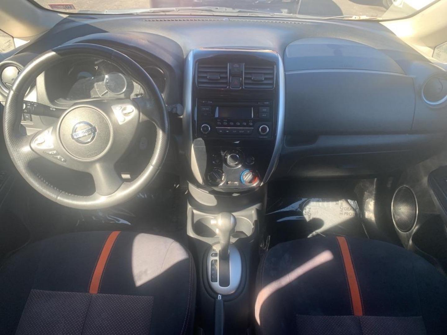 2015 GRAY NISSAN VERSA NOTE S (3N1CE2CP9FL) with an 1.6L engine, Continuously Variable transmission, located at 2514 Williamson Rd NE, Roanoke, VA, 24012, (540) 265-7770, 37.294636, -79.936249 - Photo#8